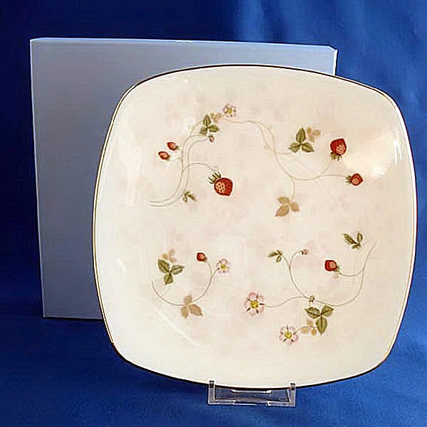 �E�F�b�W�E�b�h�iWedgwood�j���C���h�X�g���x���[ �M�t�g�{�b�N�X �p�X�e�� �X�N�G�A�N�[�v�v���[�g�i�M�j20cm