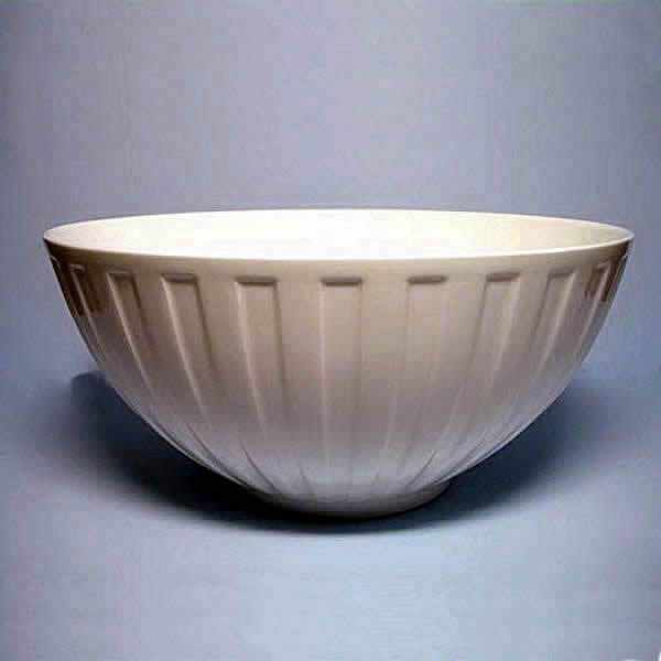 �E�F�b�W�E�b�h�iWedgwood�j�i�C�g���f�C �{�E���i�[�M�j15cm �z���C�g �� �t���[�e�B�h